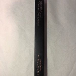 BRAND NEW ANASTASIA BROW PENCIL